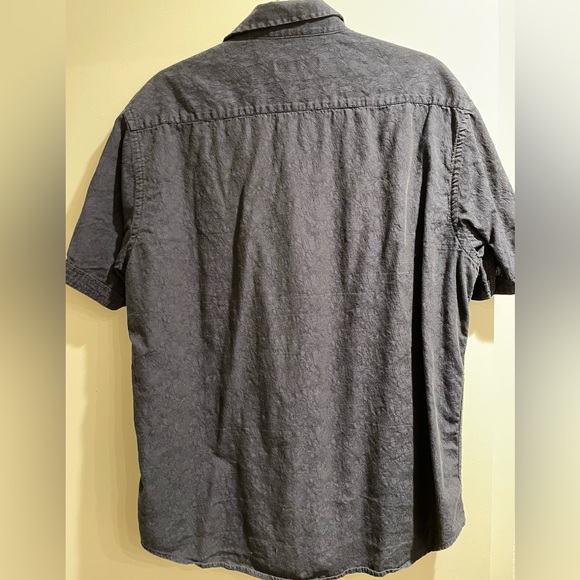James Campbell short sleeve casual button up shirt size XL - Picture 4 of 4